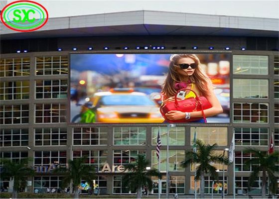 P3.91 Outdoor Billboard 5000 Nits Brightness 500*500mm 1R1G1B