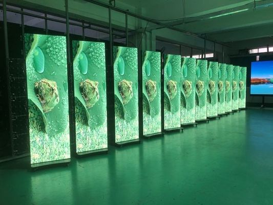 680x2000mm Screen Size LED Poster Display with 1R1G1B Color Configuration and 320x160mm Module Size