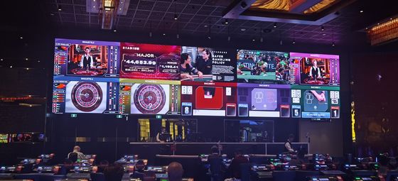 High Brightness RGB LED Display with 100000 Hours Life Span and Durable Display P4.81