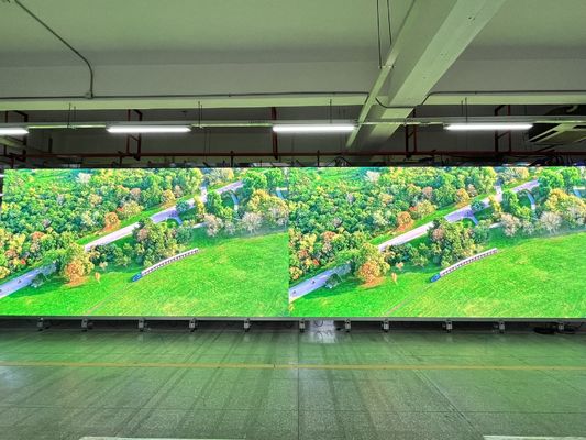High Flatness 1R1G1B LED Display 427186 Dots/sqm Pixel Density for Your Benefit
