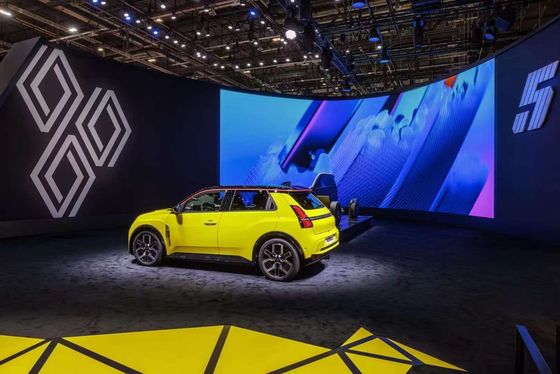 View Distance 4～50m Rental LED Display with High Color Uniformity and Avg Consumption 438Watt/m2