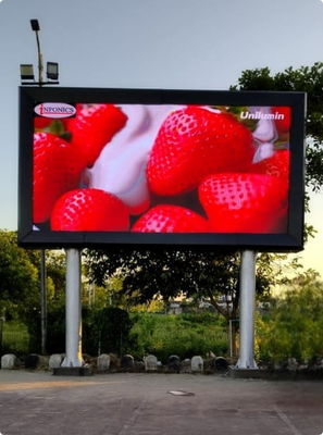 DC5V Working Voltage Outdoor LED Billboards 120° / 60° View Angle and Durable Design for Effective Advertising