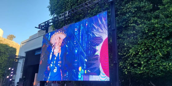 Good price AC 110/220V Input Voltage Outdoor Full Color LED Display with 250*250mm Module Size and 5V/40A Switch Power Loading online