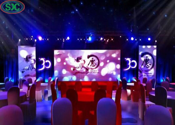 Good price Indoor P4 Full Color Hanging LED Screen Video Wall 1/8 Scanning With Die Casting Aluminium online
