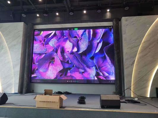 Good price Live Sports P5 HD Rental LED Display RGB 3 In 1 Pixel Configuration 60Hz Frame Rate online