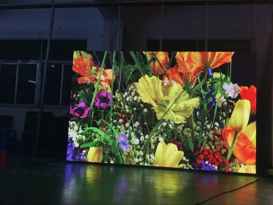 Indoor Full Color LED Display for Advertising Events and More High-Density P4 Video Wall with Advanced Control Technology and Wide Compatibility for Stunning Visuals