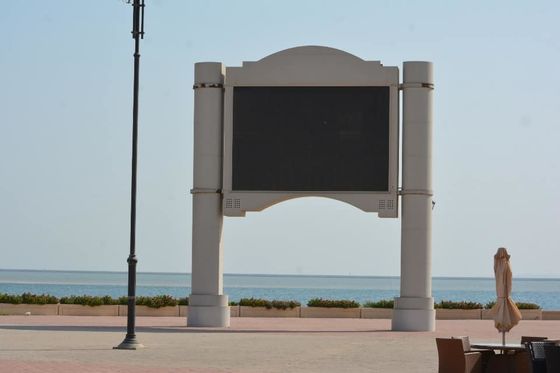 P10 Outdoor Full Color LED Display Screen for Advertising with High Brightness and  3840hz refresh rate